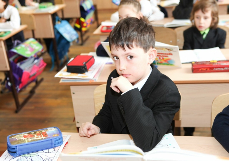 dráguló tanszerek 2025 iskolkezdés családi adókedvezmény