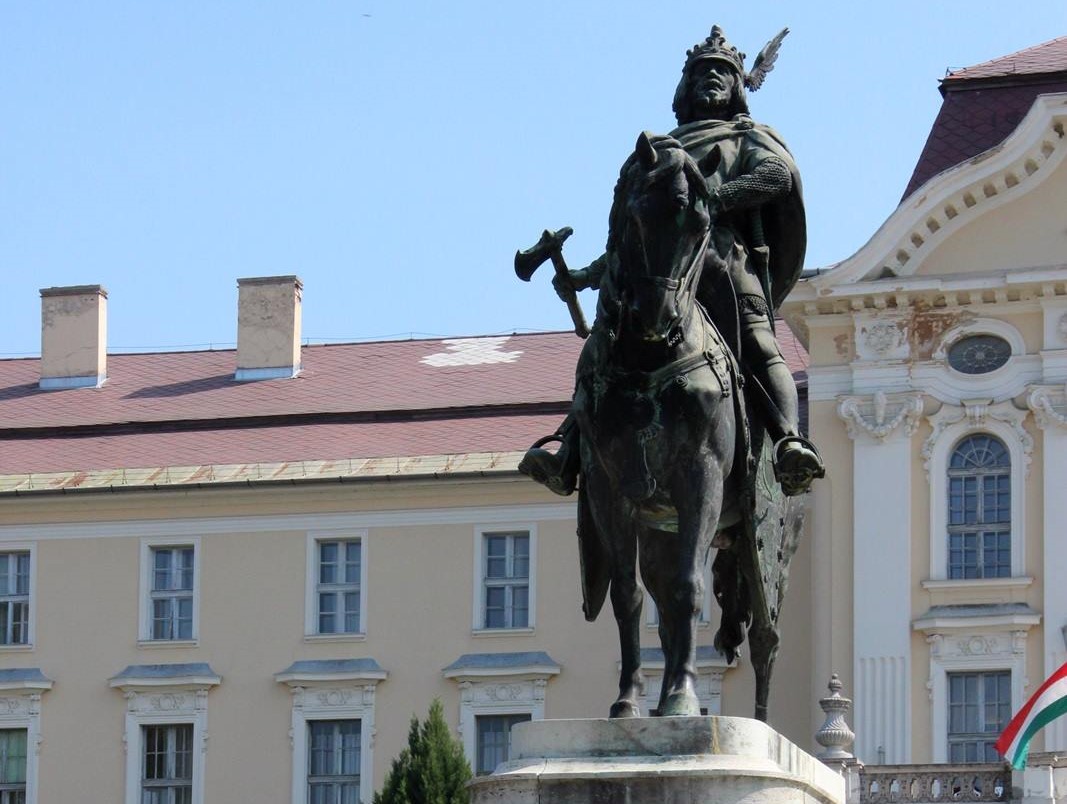 Kálmán herceg szobra Gödöllőn