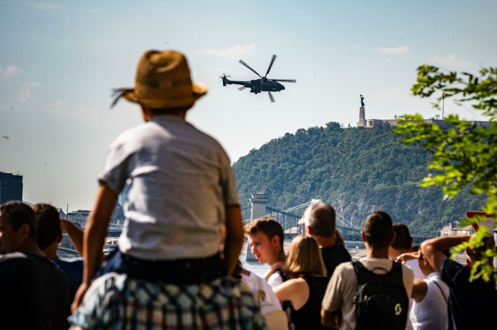 Légi parádé Budapesten augusztus 20-án