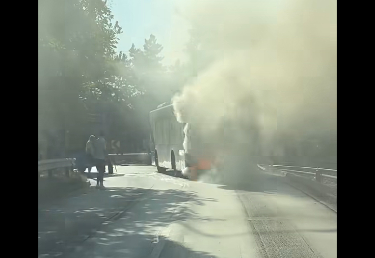 BKV-busz budapest bkv busz kiégett farkasréti temető