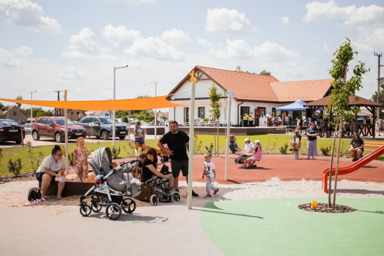 Pilis város költözés rendelet szabályok (1)