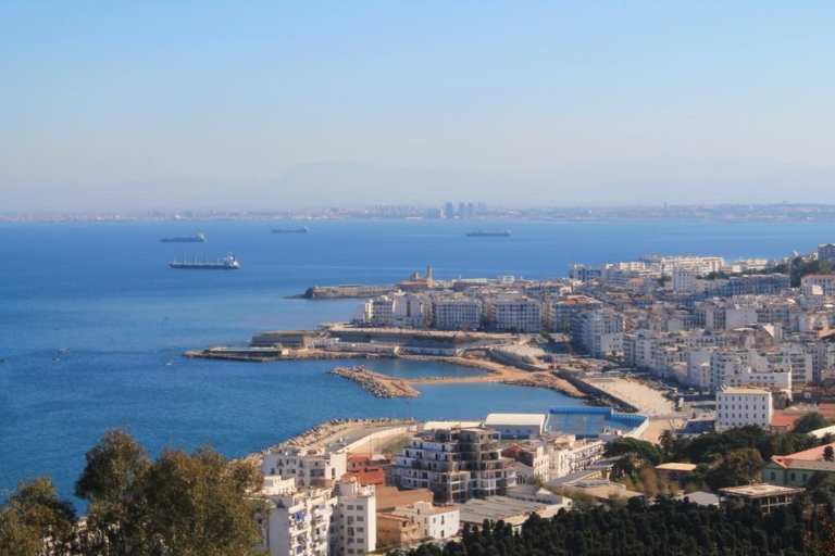 Algír látképe Wizz Air Air Algerie