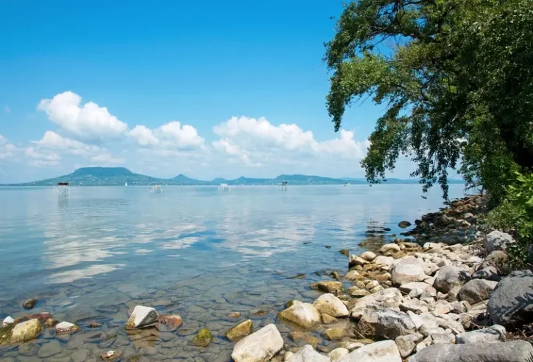 Balaton Tihany Losta szigete