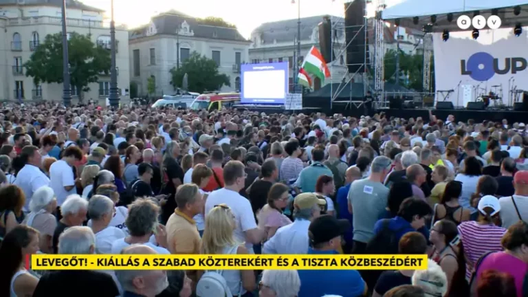 budapest-demonstracio-hosok-tere-gyulolet-propaganda