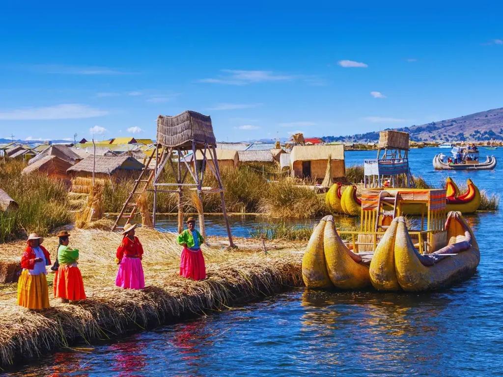 Cusco, Puno and Arequipa - Puno. Lake Titicaca tó peru