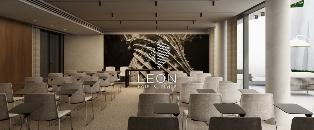 Elképesztő dunai panorámás luxushotel nyitotta meg kapuit Budapesten