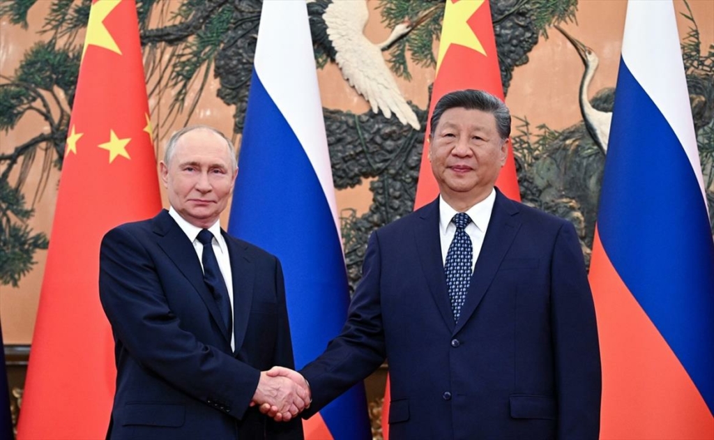 Putyin és Hszi Pekingben
