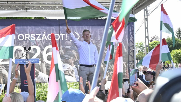 Tisza Párt Magyar Péter Kötcse