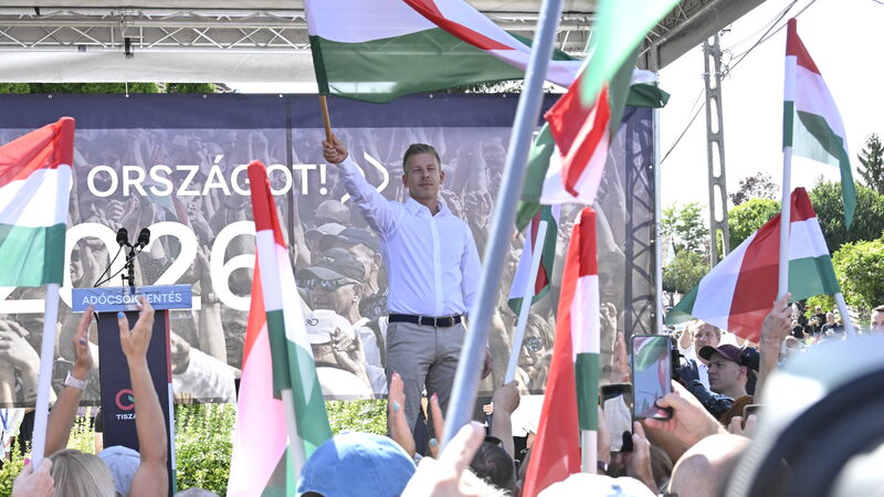Tisza Párt Magyar Péter Kötcse