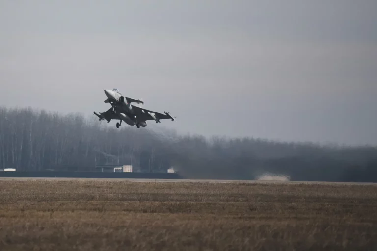Újabb orosz katonai gépeket fogtak el a magyar Gripenek