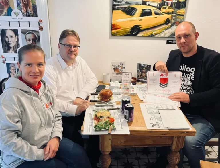 Életet mentett a koktél Budapesten