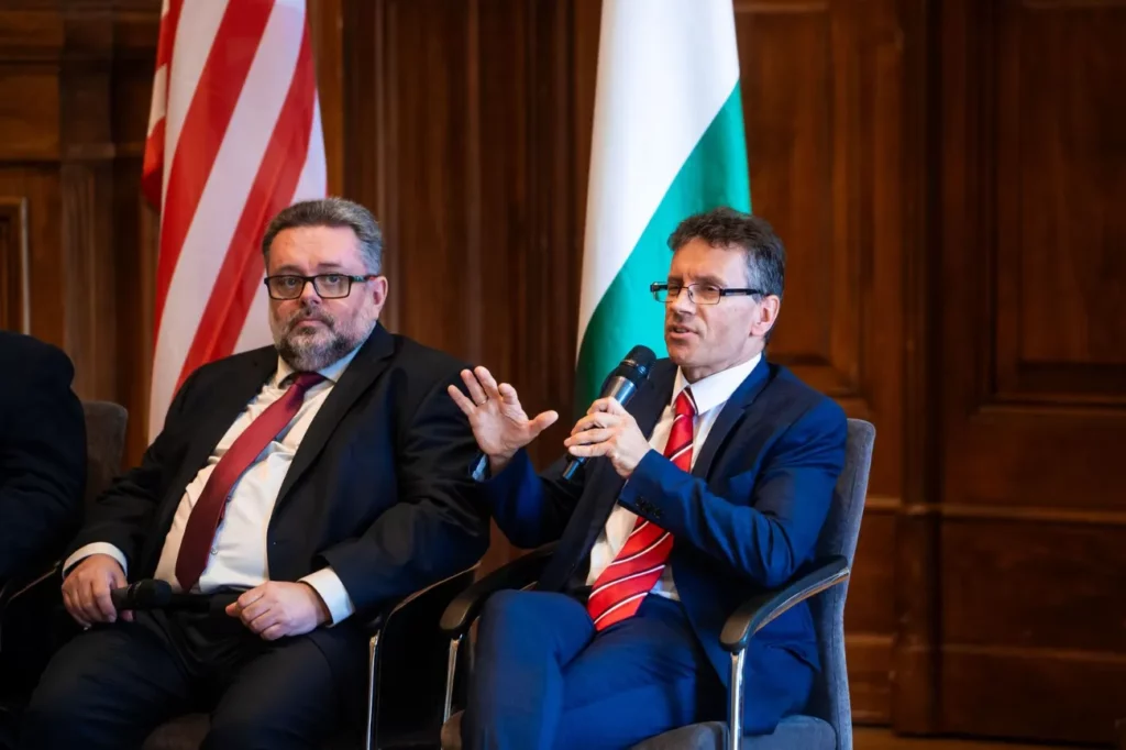hungary-us-100-years
