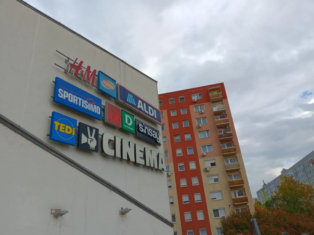 Magyarország első LED-technológiás moziterme