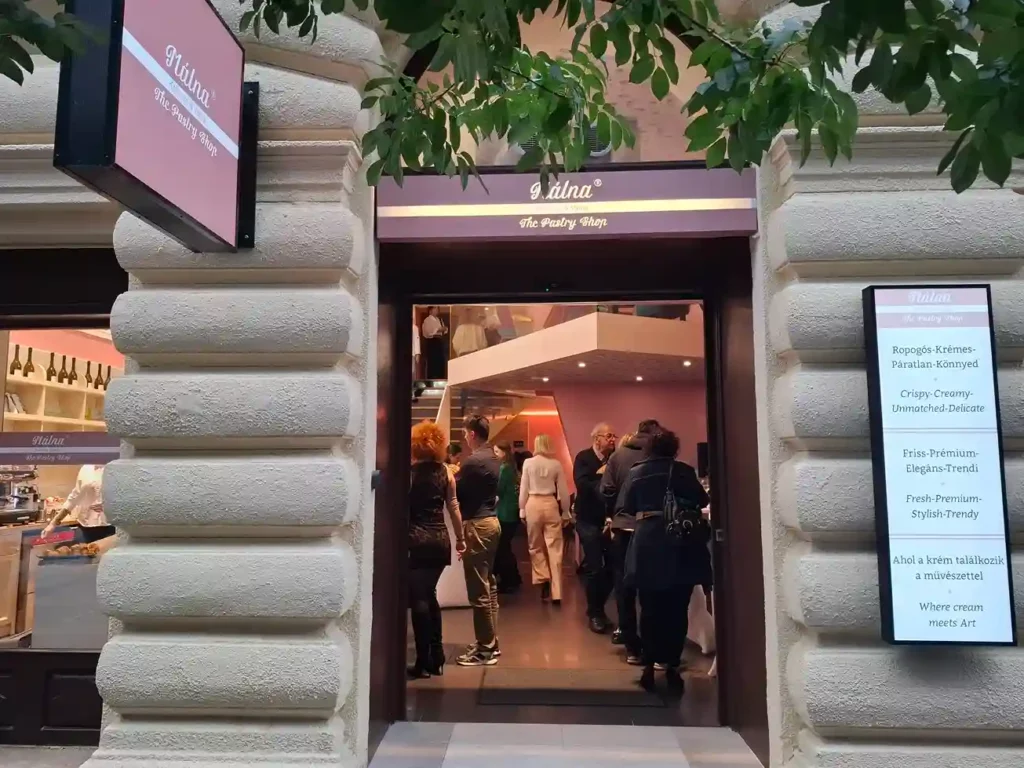 Málna The pastry shop Magyarország legjobb cukrászda Budapest