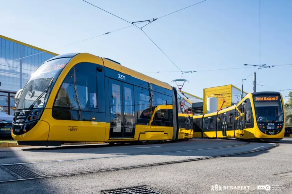 uj-caf-villamosok-budapest-bkk2 budapesti közlekedési központ bkk húsvét menetrend