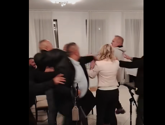 Helyi romák verték meg a polgármester támogatóját