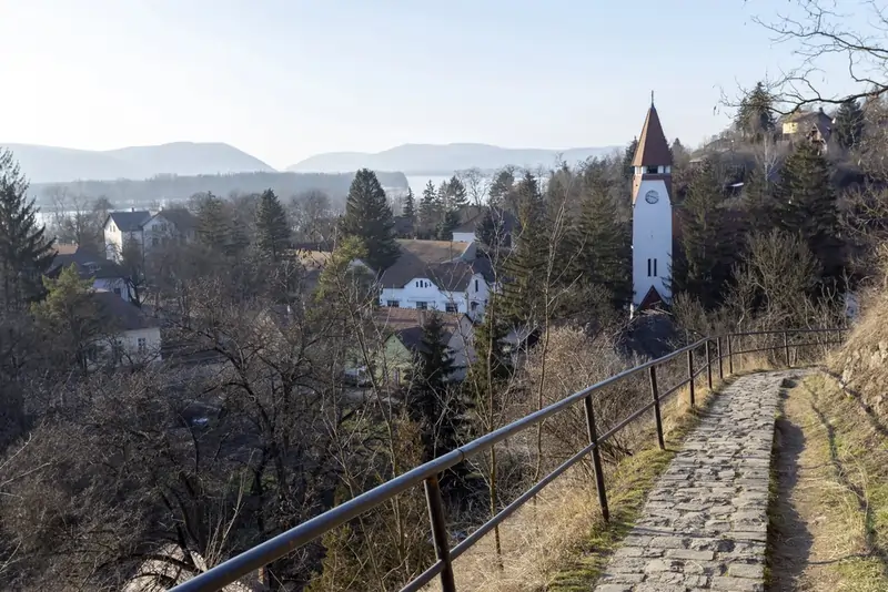 Zebegény Halloween tökfaragás Mindenszentek polgármester tiltás