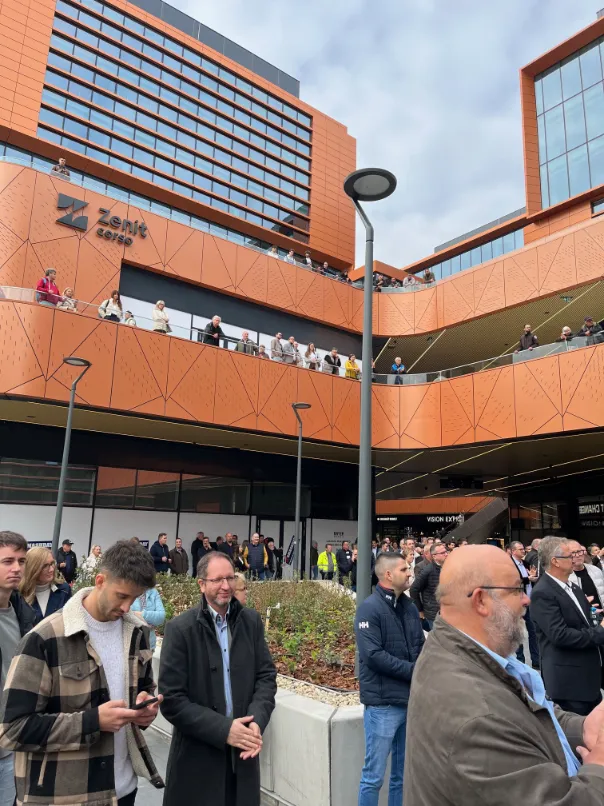 Zenit Corso Zuglóban