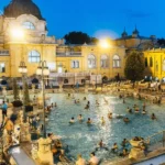 Legjobb fürdők este Budapesten éjszakai fürdőzésre, Száchenyi
