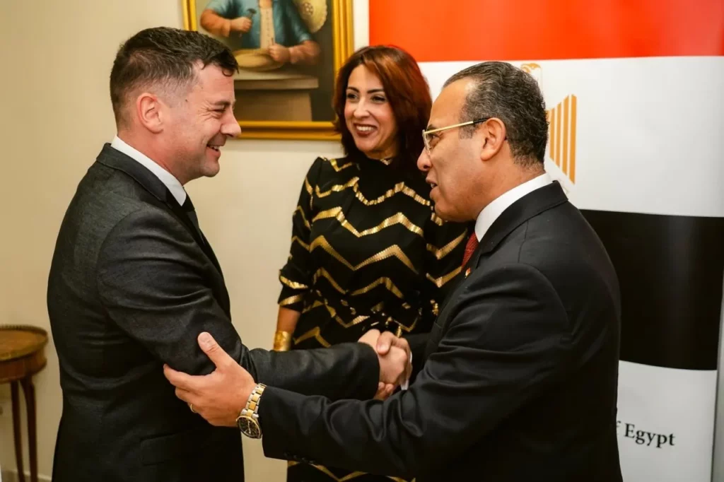 dnh-hm-kato-alpar-ambassador