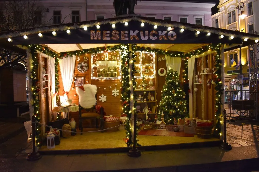 Pécsen mától mesés adventi vásár és ünnepi programkavalkád vár!