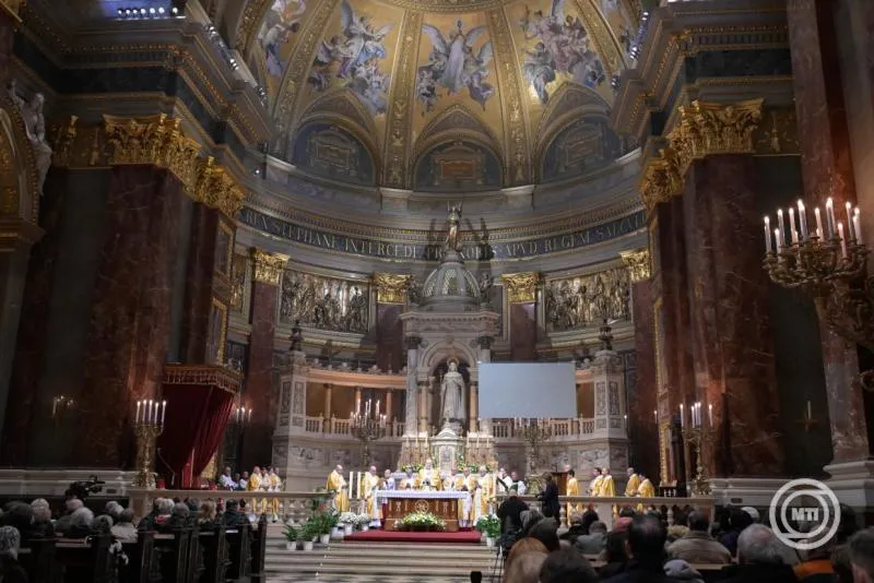 120 éves a szent istván-bazilika budapesten