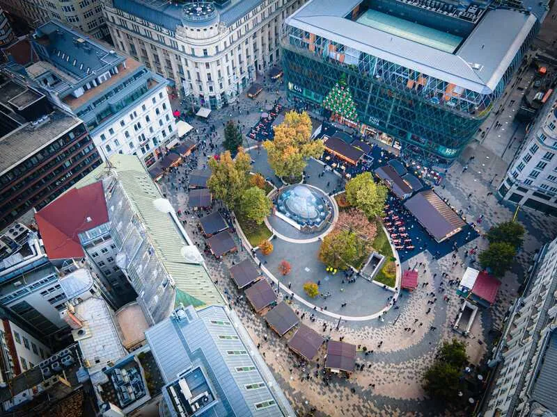 vorosmarty-classic-xmas-karacsonyi vasar budapest