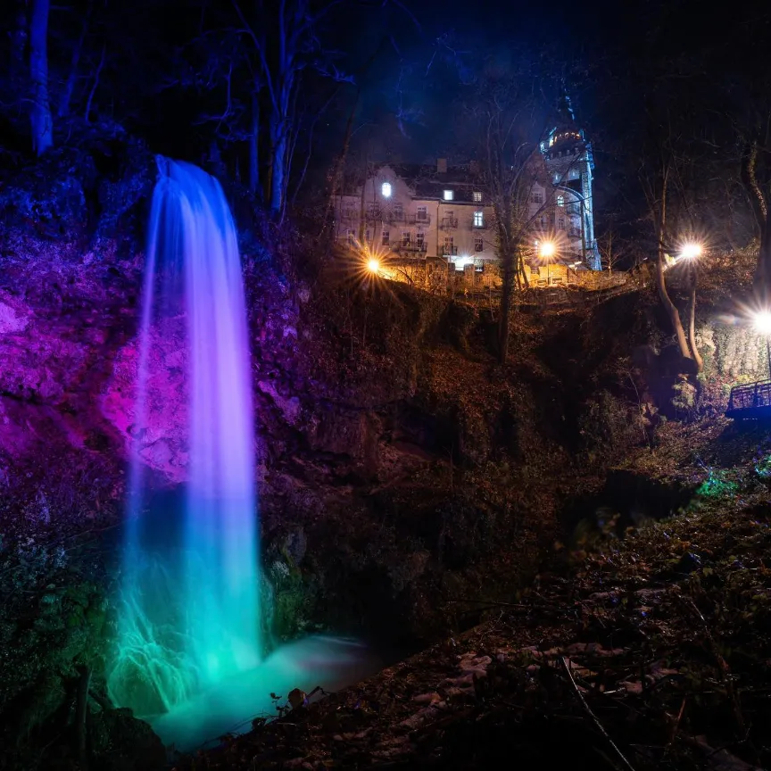 Miskolcon utazhatsz Európa legszebb adventi villamosán