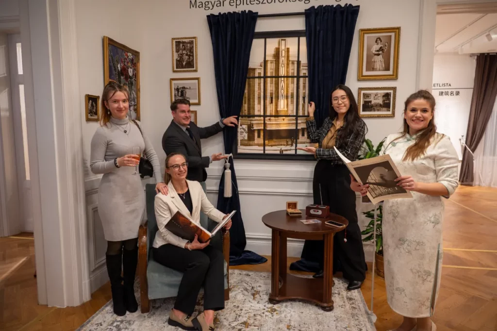 Sanghaj magyar arcát mutatja be az új budapesti kiállítás