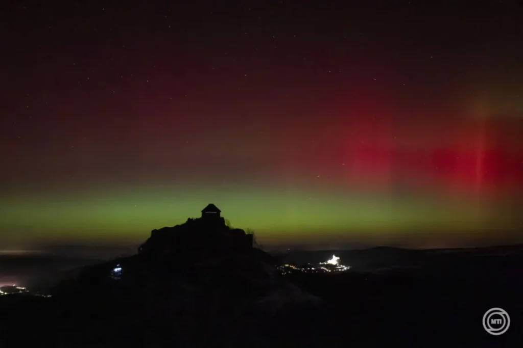 Geomágneses vihar sarki fény