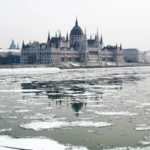 Jeges Duna Budapest Parlament