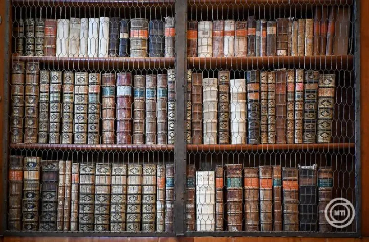 Pannonhalma könyvtár