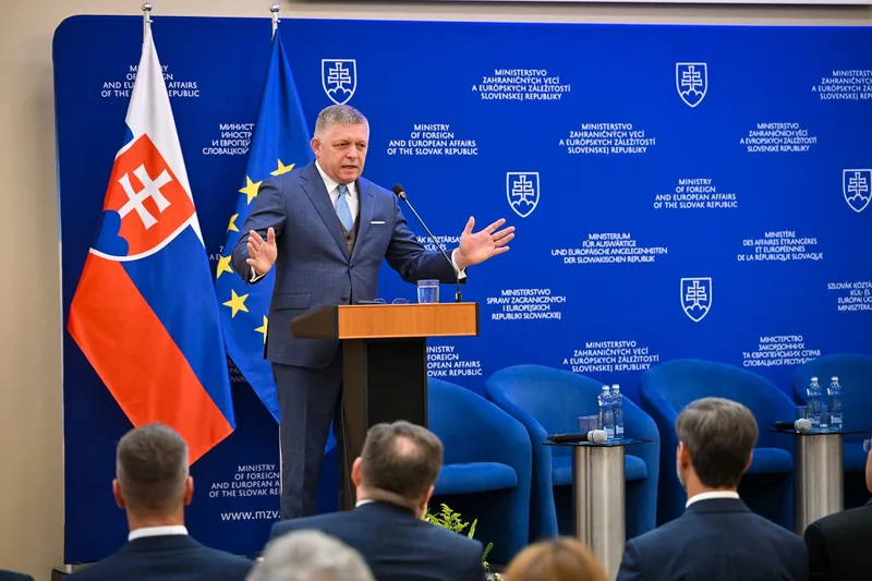 robert fico szlovákiai magyar politikus tüntetés benes-dekrétumok