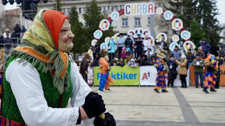 Surva Fesztivál félelmetes bolgár maszkok