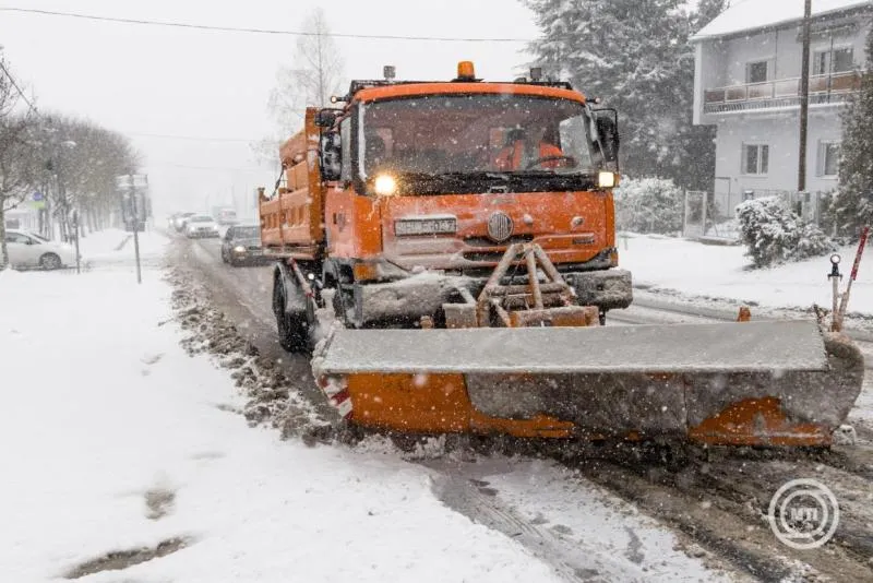 hókotró havazás hévíz közlekedés