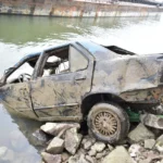 paks duna autó dunába hajtott autó