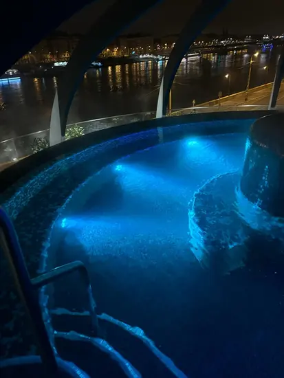 Rudas gyógyfürdő éjszakai fürdőzés