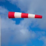 erős viharos szél széllökések magyarország időjárás vége a tavasznak