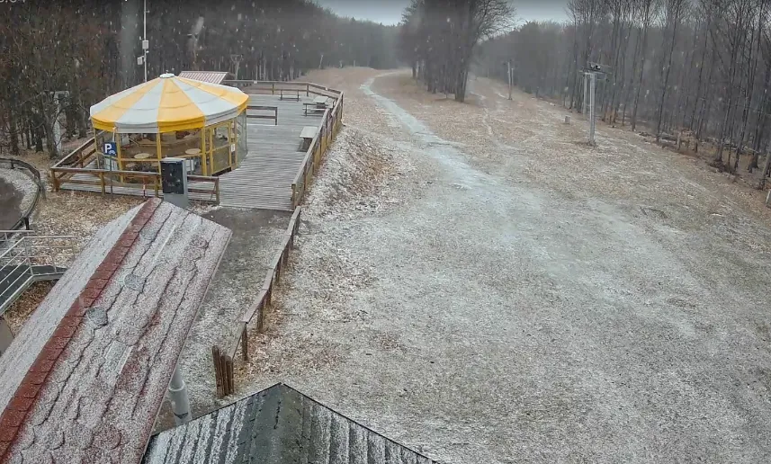 Hózápor a Kékestetőn március közepén