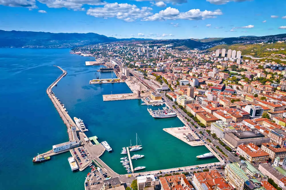 rijeka fiume horvátország tengerpart
