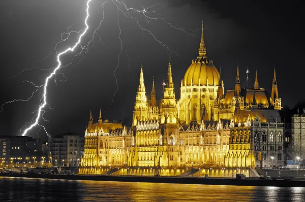 Korrupciós földrengés Budapesten