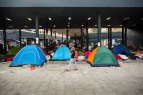 Migránstábor Magyarországon
