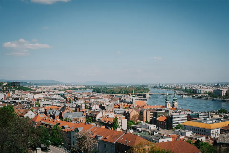 budapest ikonikus nevezetességei város emberek nyár