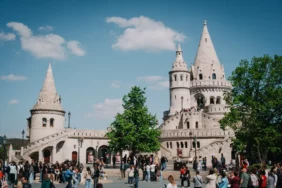 budapest ikonikus nevezetességei város emberek nyár