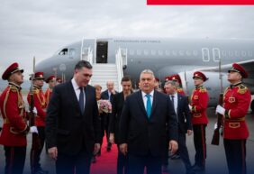 Magyarok Izraelben rekedtek, mert az Orbán-kabinet Grúziába utazott