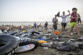 Illegális migránsok Ceutában