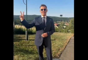 Magyar Péter kihelyezett kormányülésen