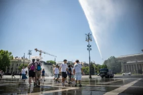 Rendőrségi vízágyúzás Budapesten