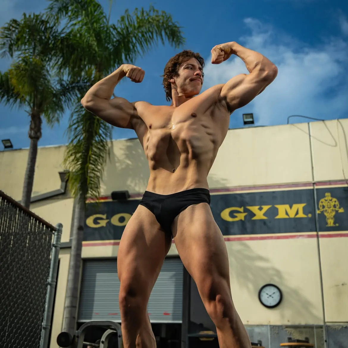 Schwarzenegger házasságon kívül született fia, Joseph Baena