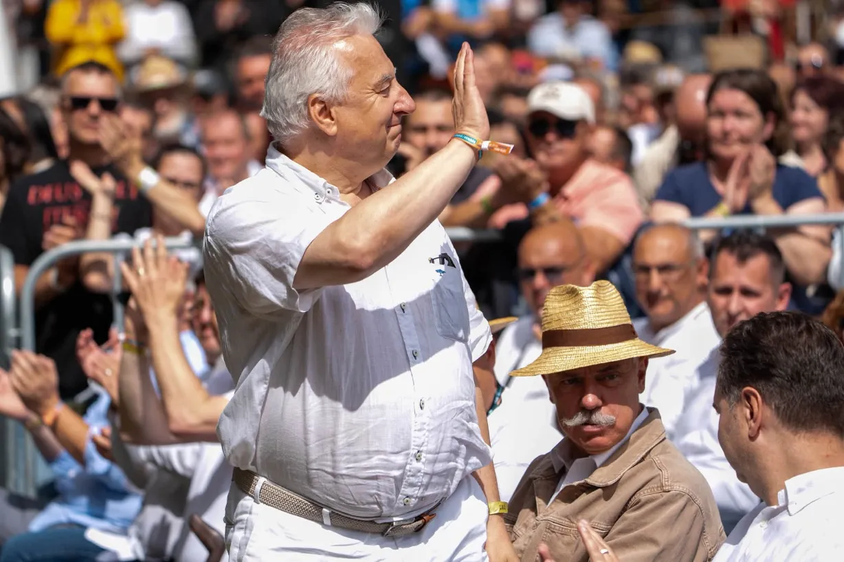 Zsolt Semjén Szőlő utcai botrány